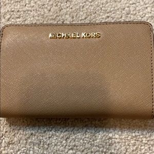 MK essentials wallet